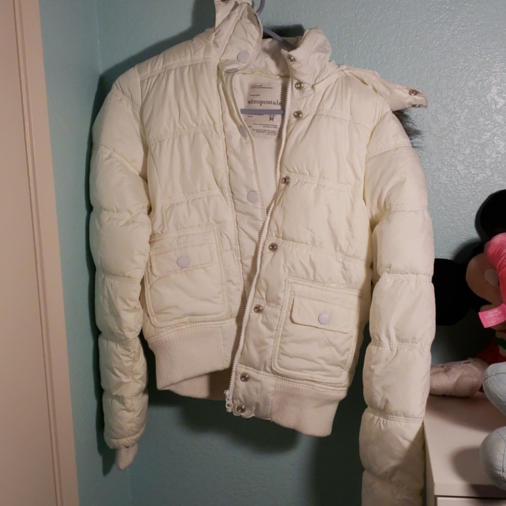 White Aeropostale puffer jacket